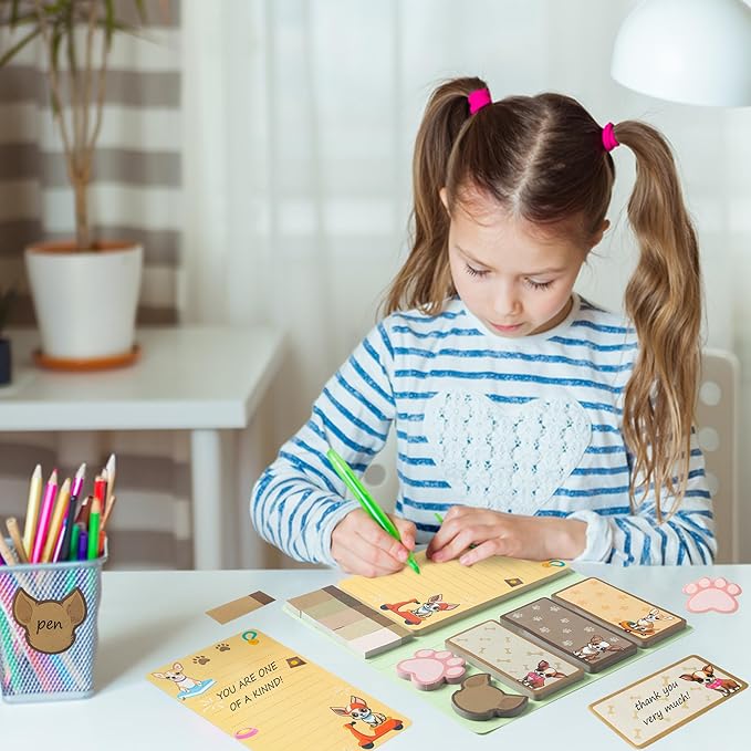 B1ykin Sticky Notes Set - Cartoon Theme Cute Self-Stick Notes Pad Teacher Appreciation Gifts, Self-Adhesive Writing Memo Pages Sticky to Do Notepad for Kids Employee School Office (Chihuahua)