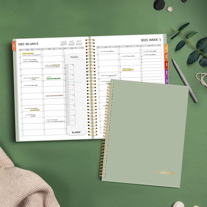 SUNEE 2025 Appointment Book, Quarter-Hourly, Weekly & Monthly - from January 2025 - December 2025, 8.5"x11" Weekly Planner, Flexible Cover, Note Pages, Pockets, Bookmark, Spiral Binding, Green